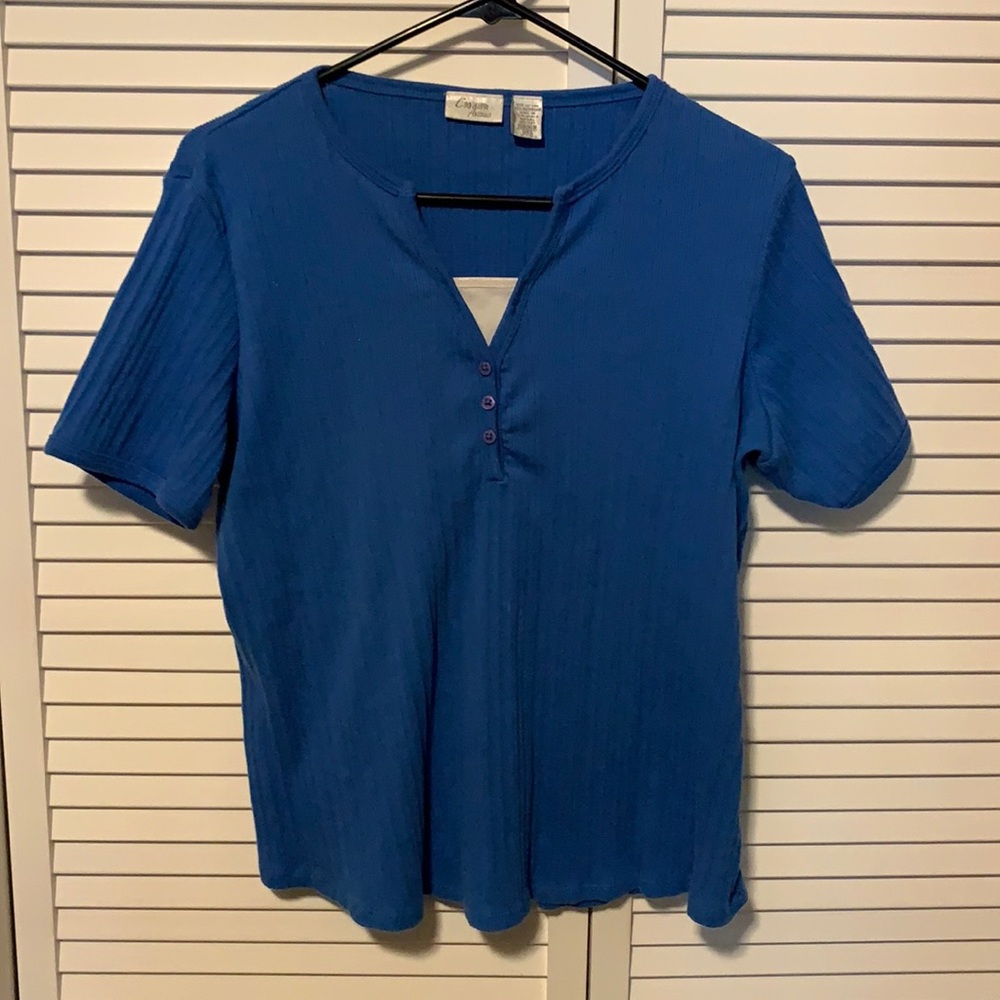 Woman’s top
